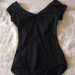 cap sleeve black leotard